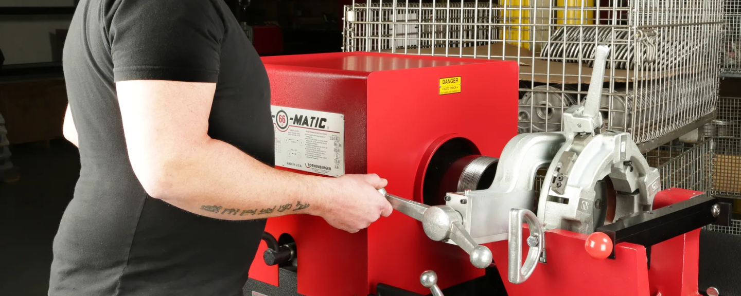 COLLINS® High<br> Performance Threading<br> Machines